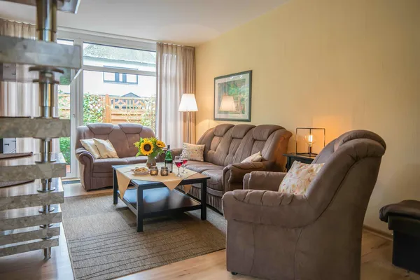 Bäke A – Wohnzimmer, Ferienwohnung in Bad Zwischenahn