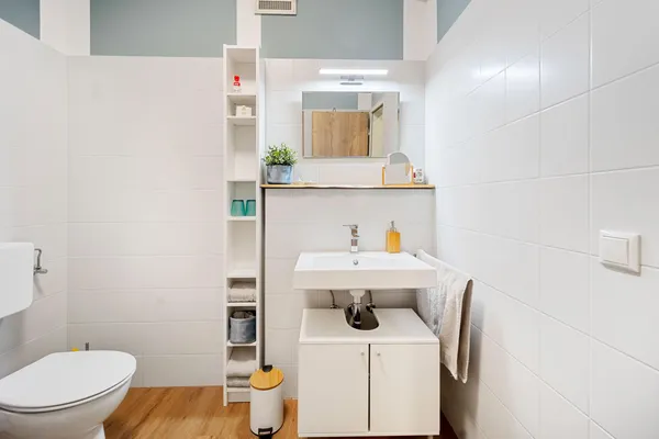 Ankerplatz 1 – Badezimmer, Ferienwohnung in Bad Zwischenahn