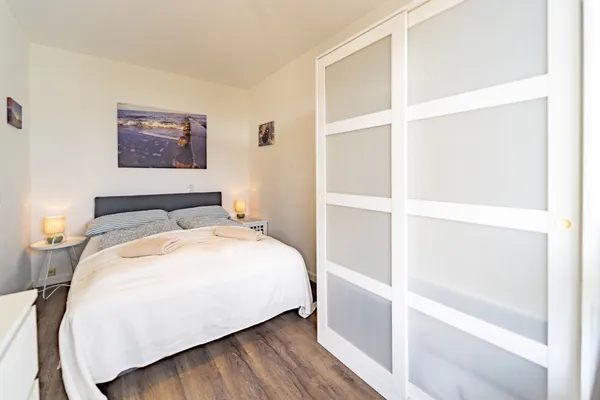 Windflüchter – Schlafzimmer, Ferienwohnung in Bad Zwischenahn