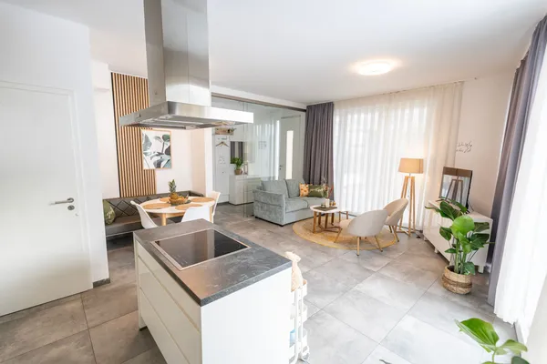 Waldspaziergang – Wohnzimmer, Ferienwohnung in Bad Zwischenahn