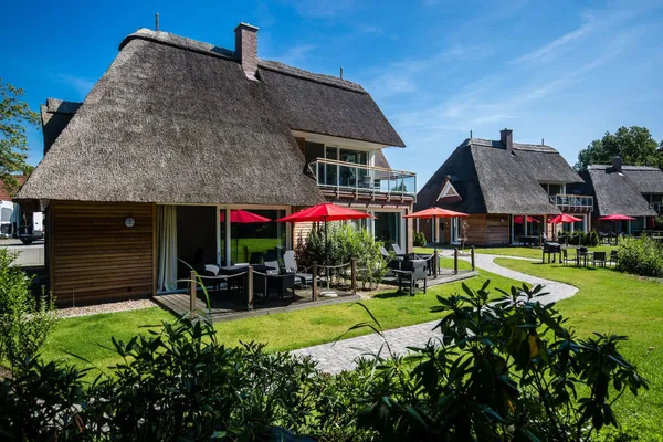 Waldspaziergang – Hauptansicht, Ferienwohnung in Bad Zwischenahn