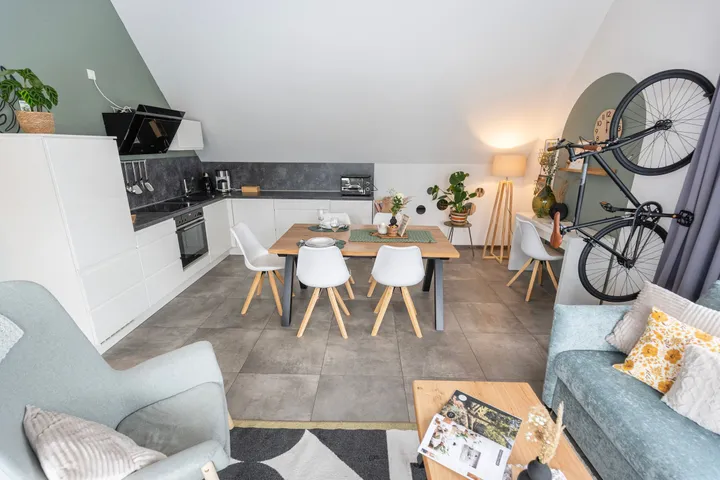 Haus Erde – Wohnzimmer, Ferienwohnung in Bad Zwischenahn