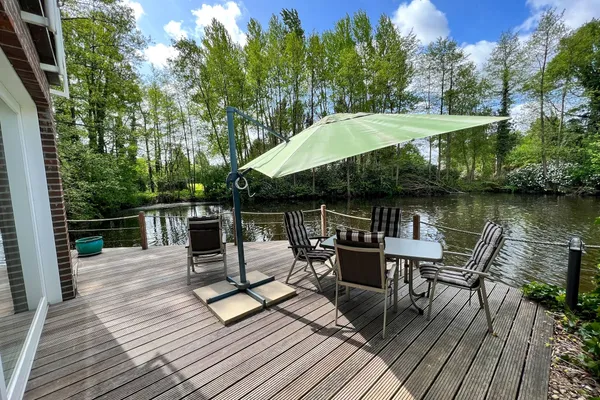 Lichtermeer – Terrasse, Ferienwohnung in Bad Zwischenahn